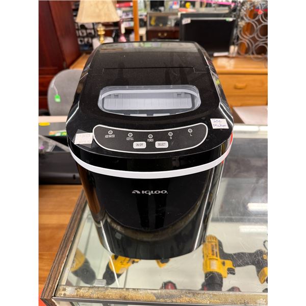 Igloo ice maker