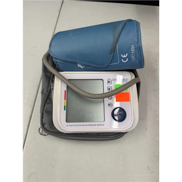 Blood pressure monitor