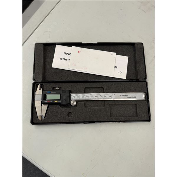 Digital caliper
