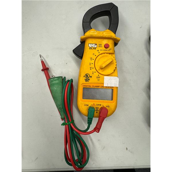 UEIdigital clamp on tester
