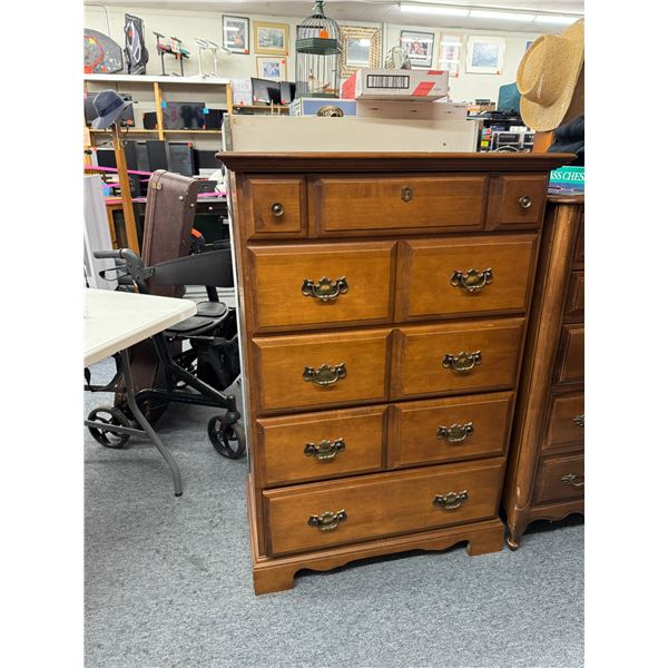 Vilas maple dresser 33x18x48 tall