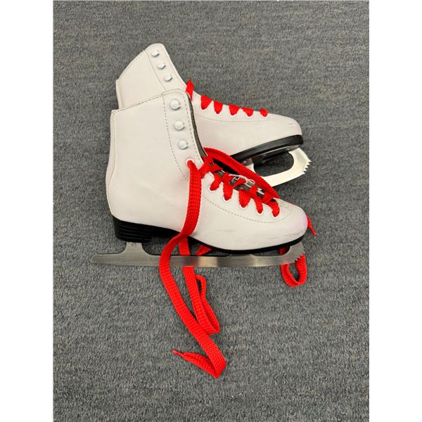 Figure skates 4