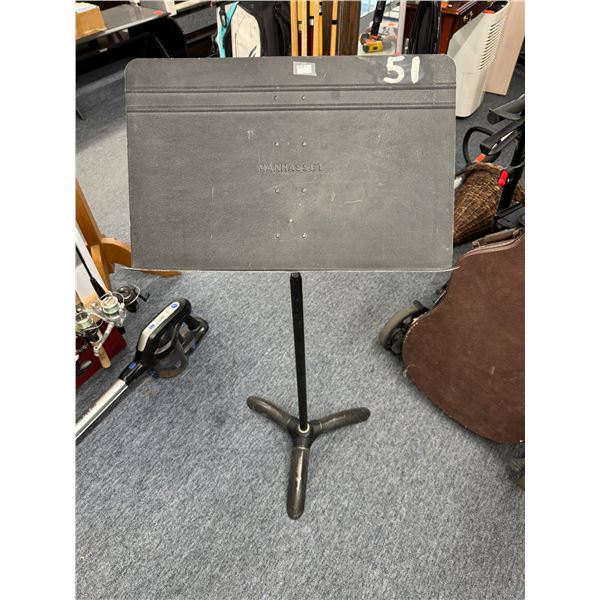 Sheet music stand