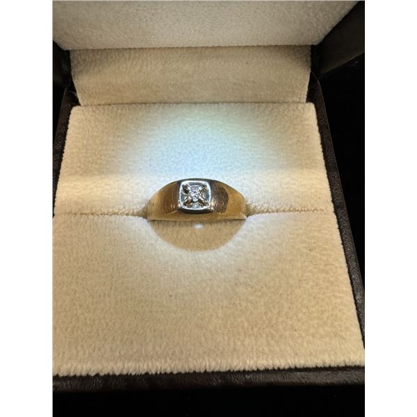 Men's ring diamond x 10k 2.7g
