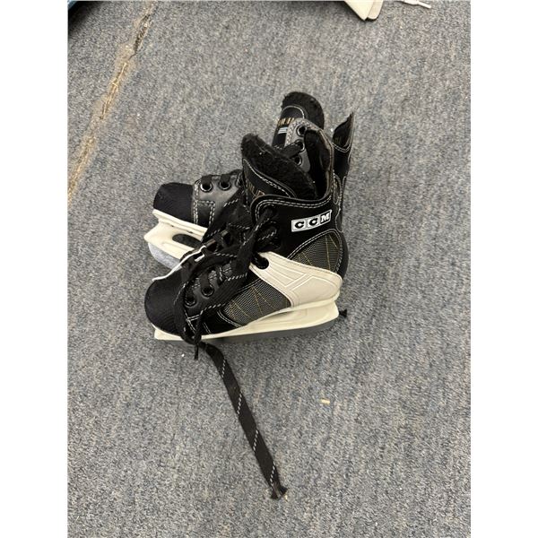 Hockey skates 11J