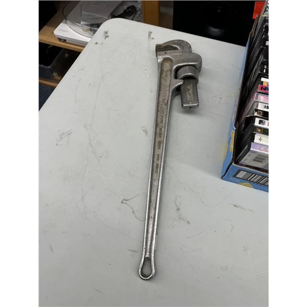 24 inch wrench
