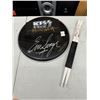 Image 1 : Kiss drum skin and sticks signed by Eric singer