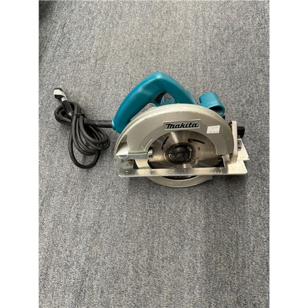 Makita saw 5007NB