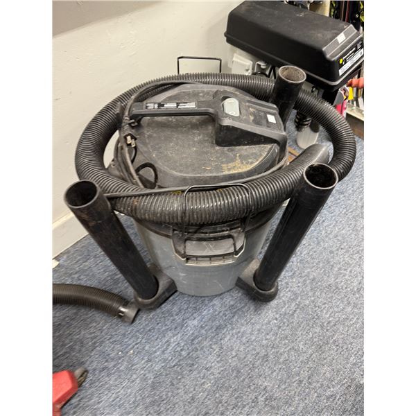 Maximum wet dry vacuum