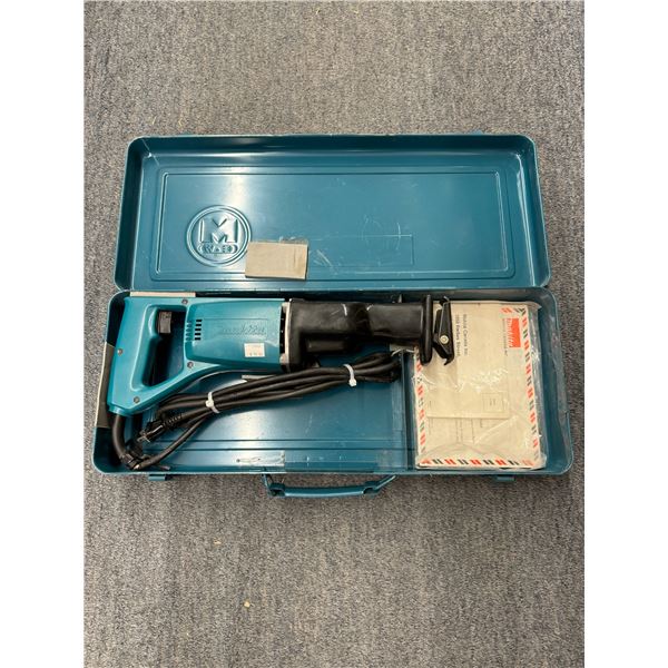 Makita recipro saw