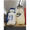 Image 1 : 2 sprayers