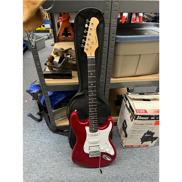 Donner electric guitar and case