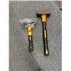 Image 1 : 2 hammers