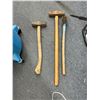 Image 1 : 3 hammers