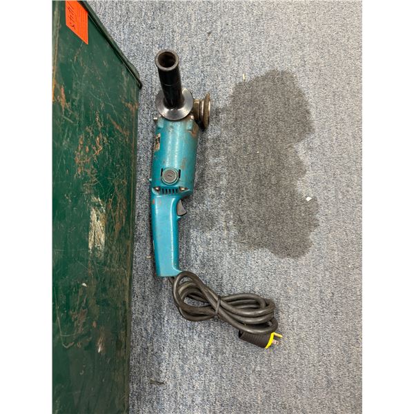 Makita grinder