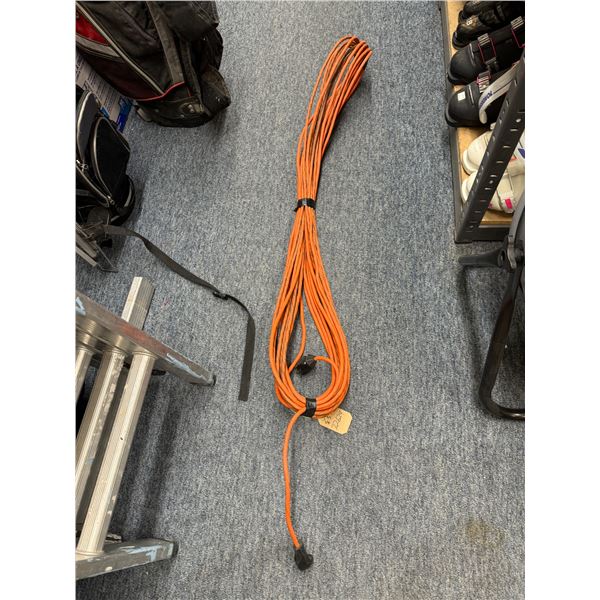 100' extension cord