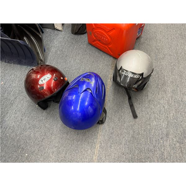 3 helmets