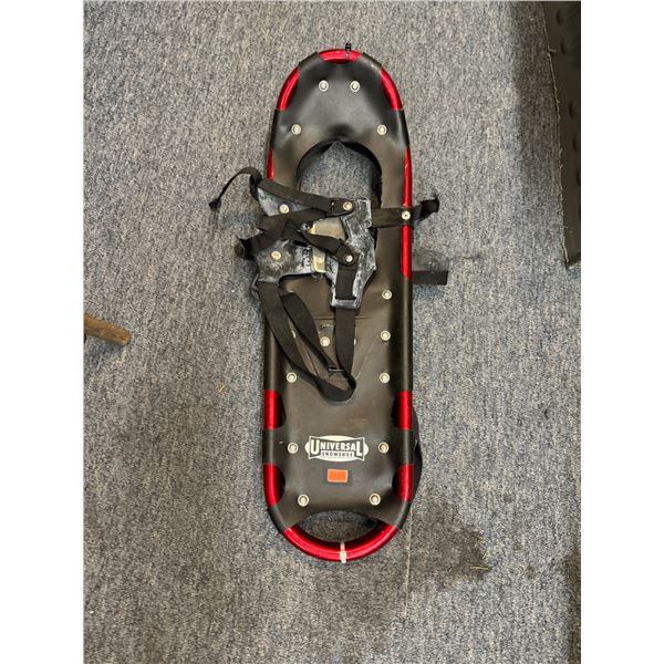 Red snow shoes 1 pair