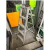 Image 1 : 5' A frame ladder