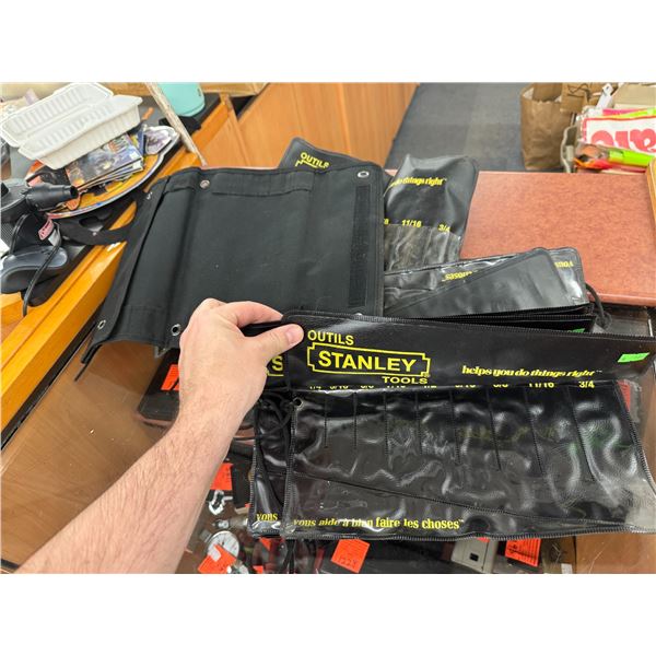 Lot of wrench holder sleeves