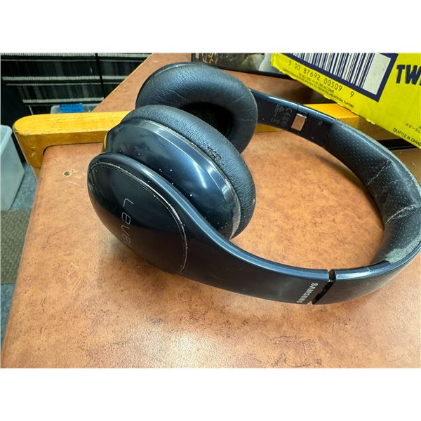 Samsung head phones