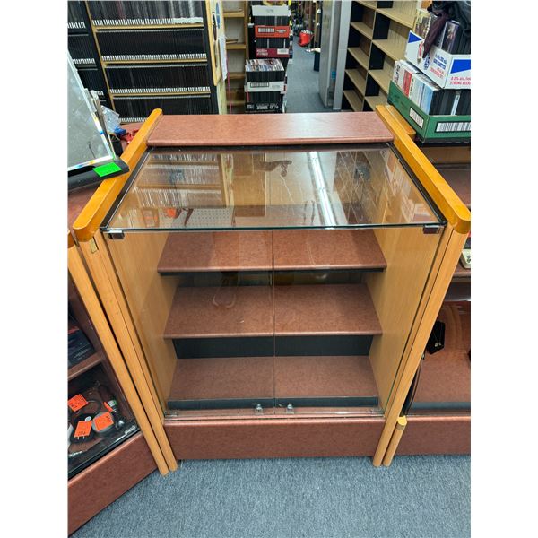 Display cabinet (cabinet only) 31.5x30x42.5 tall