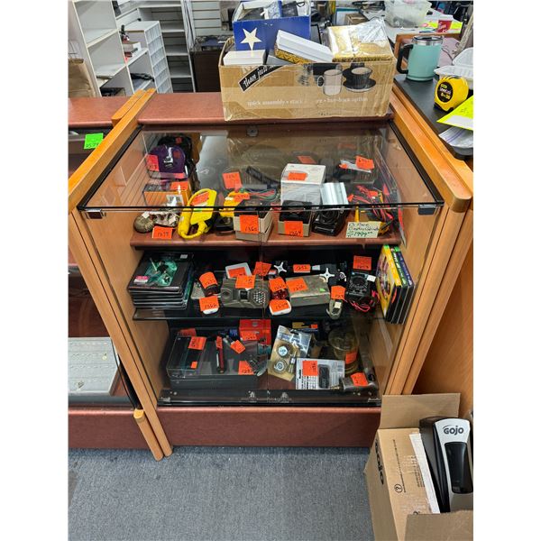 Display cabinet (cabinet only) 31.5x30x42.5 tall