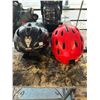 Image 1 : 2 helmets