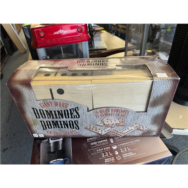 Giant wood dominos