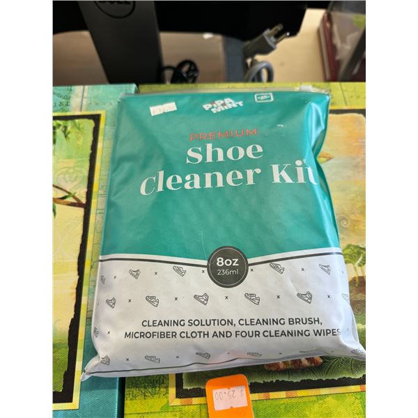 Shoe cleaner kit
