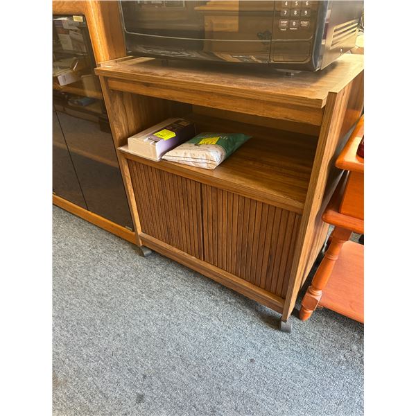 Microwave stand 25x19x29 tall