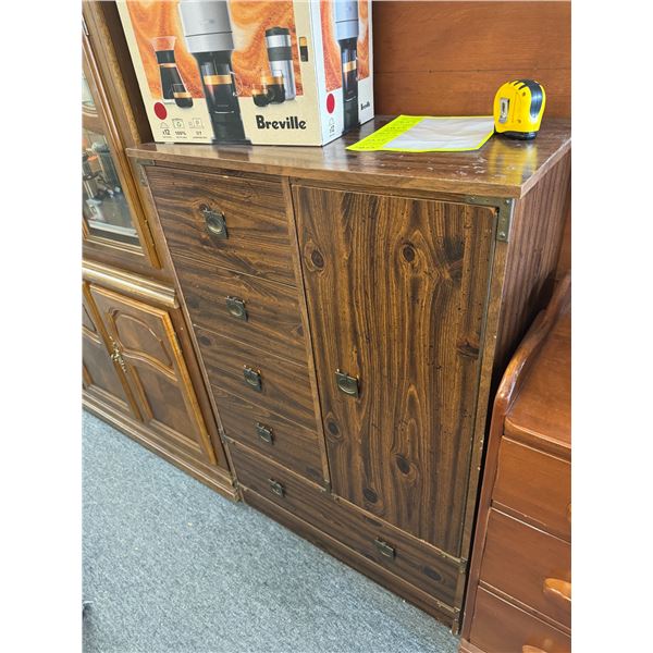 Wardrobe 31x16x45 tall