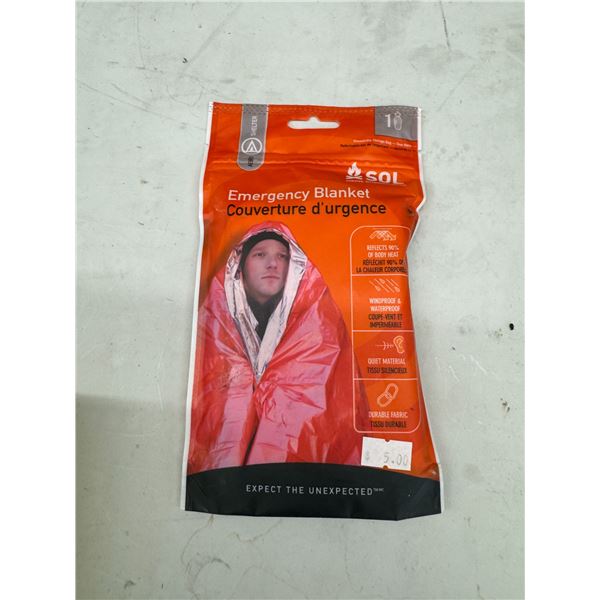 Emergency blanket