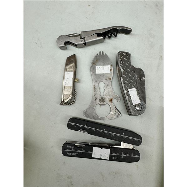 Lot of knives and multi tool