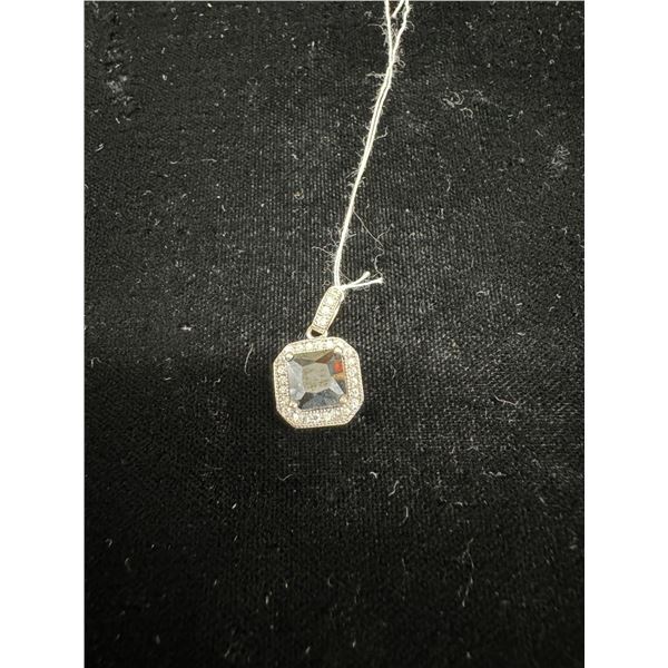 925 black/square diamond pendent 1.7g