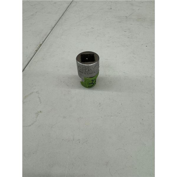 Gray 7/16 socket