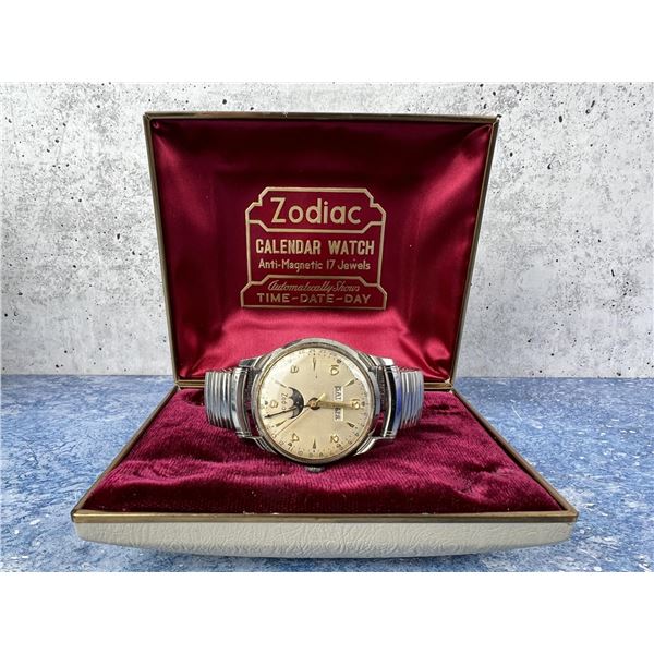 Zodiac Moonphase Triple Calendar Watch