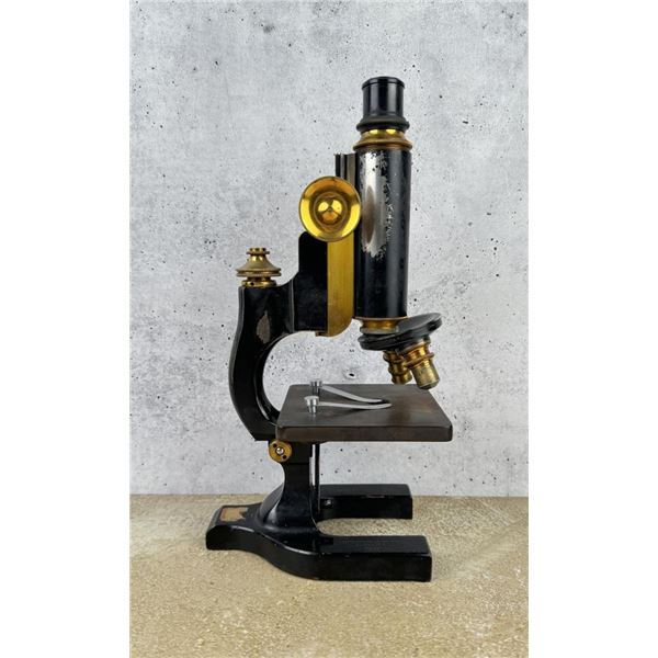Braun Knecht Heimann California Microscope