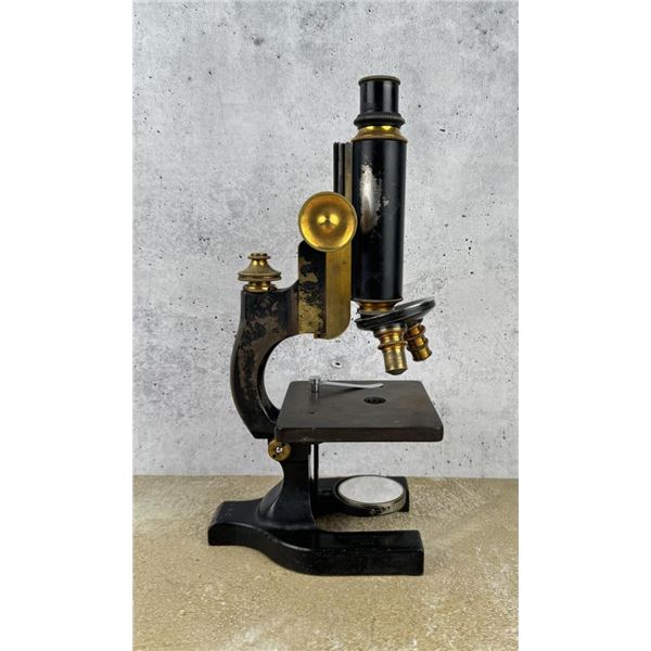 Braun Knecht Heimann California Microscope