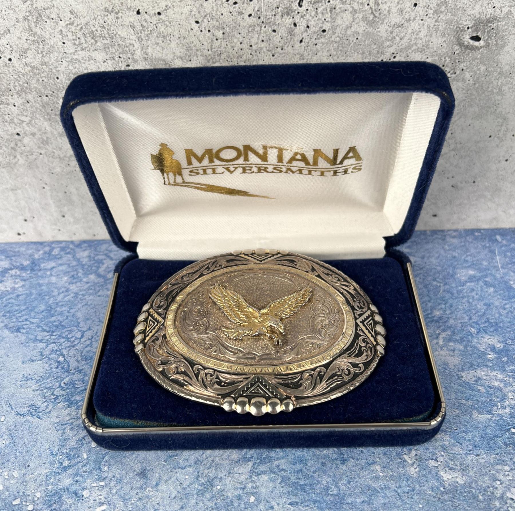 Montana Silversmiths Bronze Buck Buckle main image 1