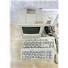 Image 2 : Vintage Apple Macintosh SE/30 M5119 Computer