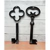 Image 2 : Mid Century Brass Skeleton Key Wall Sculptures