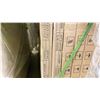 Image 2 : 619.6 SQ FT OF 600 X 600 MISO WHITE / GREY PORCELAIN DESIGNER FLOORING TILE