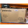Image 2 : Proctor Silex 0.7 Cu Ft Microwave White