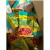 Image 2 : ***CASE LOT*** Mondoux Confectionery  Sweet Sixteen Strawberry Twists 8x6x135g