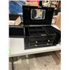 Image 2 : Jewelry box
