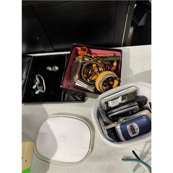 Assorted costume, jewelry, and phone parts