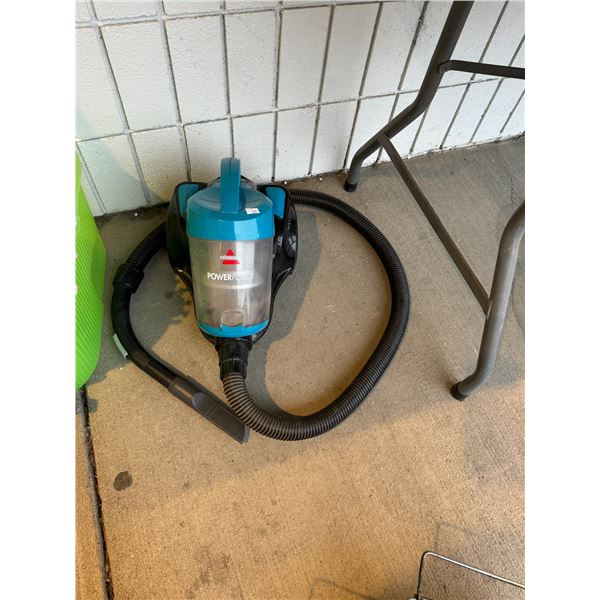 Bissell power forces vacuum