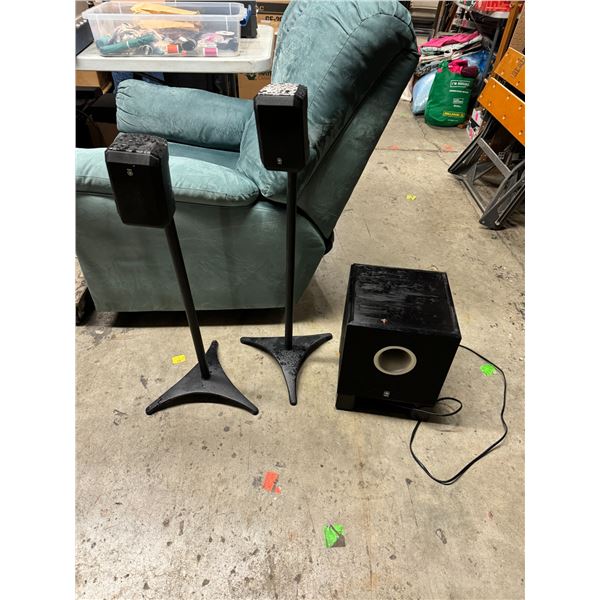 Yamaha speakers and woofer