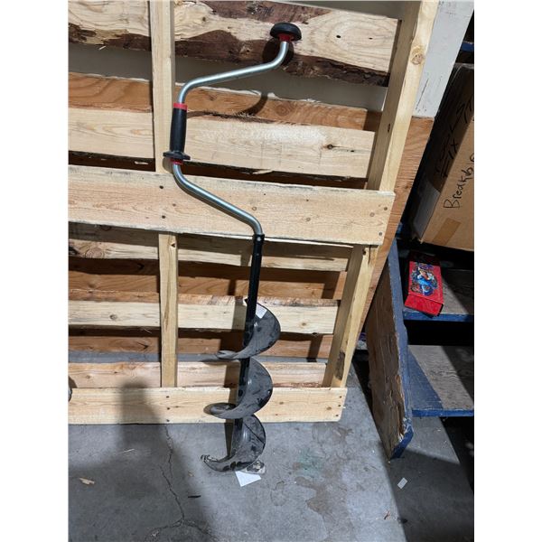Ice auger